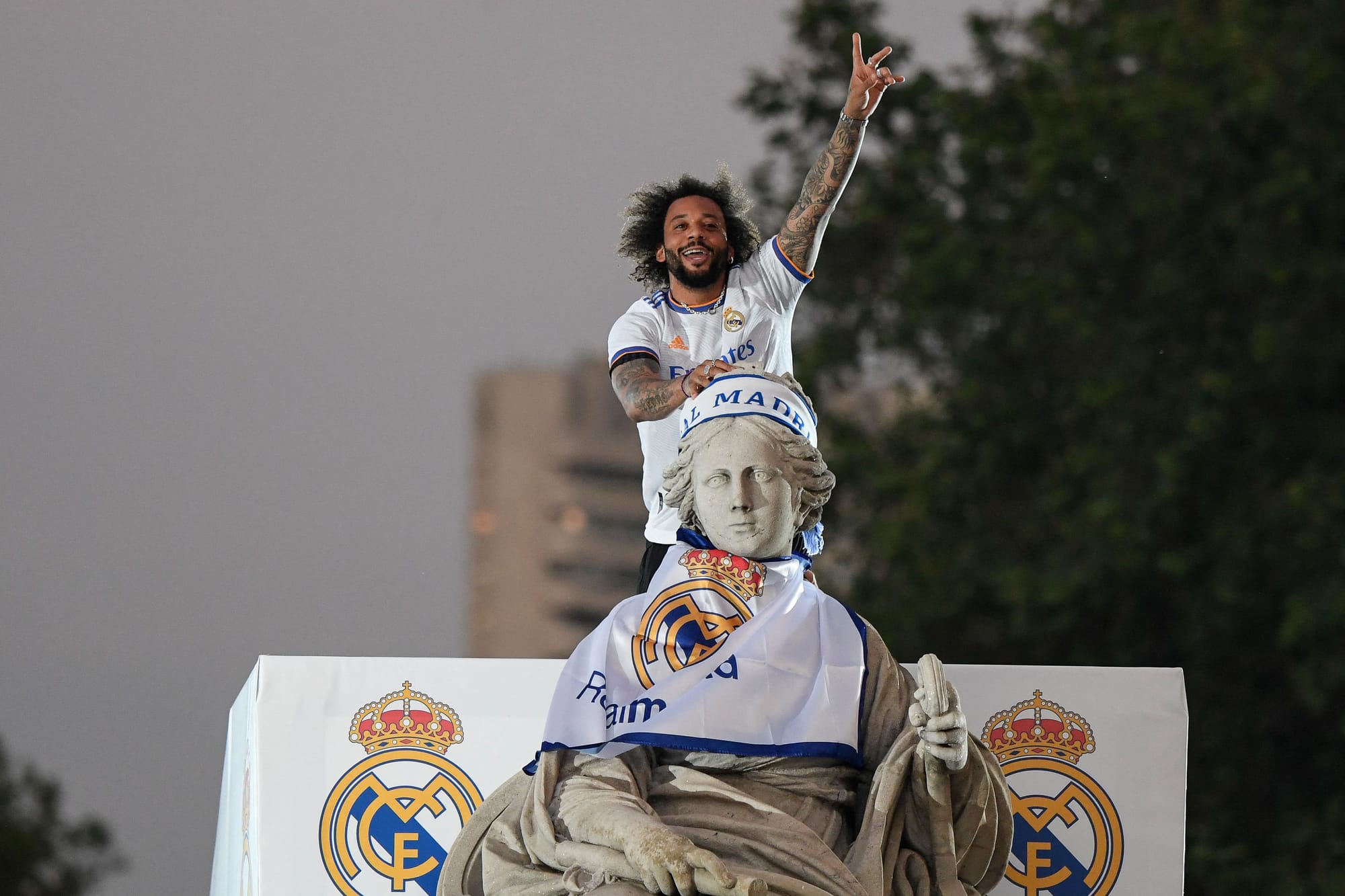 度和拼搏精 度和拼搏精