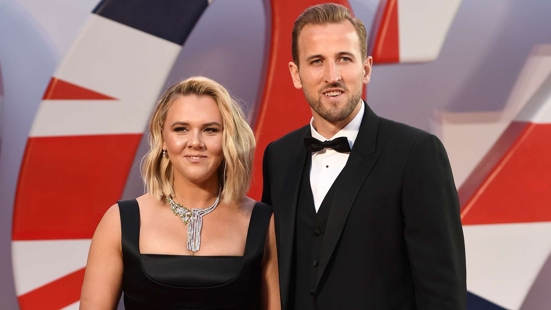 辅以经验丰 辅以经验丰